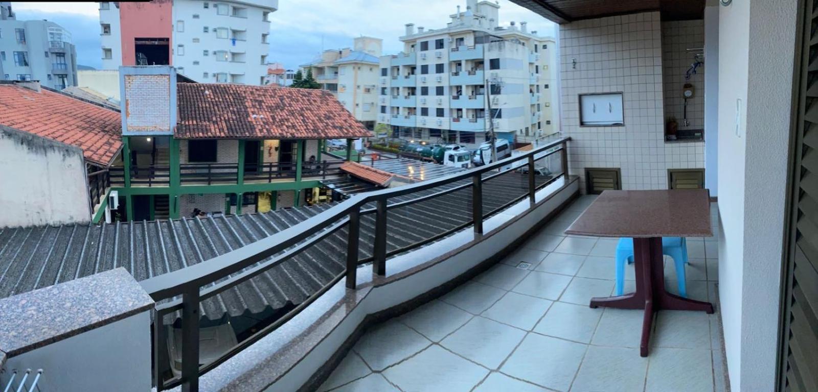 Predio Frente Mar Com Canas Apartamento Florianópolis